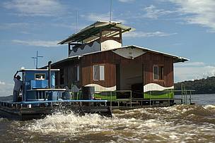 Flutuante é móvel e pode ser transportado pelo interior do Parque Nacional do Juruena