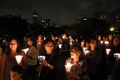 Em São Paulo e em todo o Brasil, as velas substituíram as lâmpadas durante a Hora do Planeta 2010. rel=