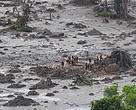 Mar de lama em Mariana (MG), tragédia ocorria após rompimento da barragem da Samarco.