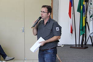 O especialista em pecuária sustentável do WWF-Brasil, Ivens Domingos, durante o lançamento da publicação