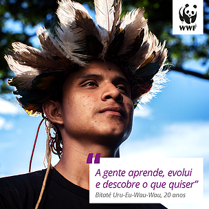 Bitaté Uru-Eu-Wau-Wau, 20, trabalha na proteção de seu território, em Rondônia
