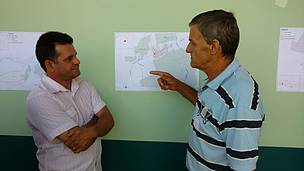 Milton Dal Bem, representante do município de Apuí (à direita): 