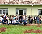 Oitenta crianças e 10 professores da Escola Municipal Pedro Saturnino acabam de ser beneficiados com um sistema de captação de água de chuva